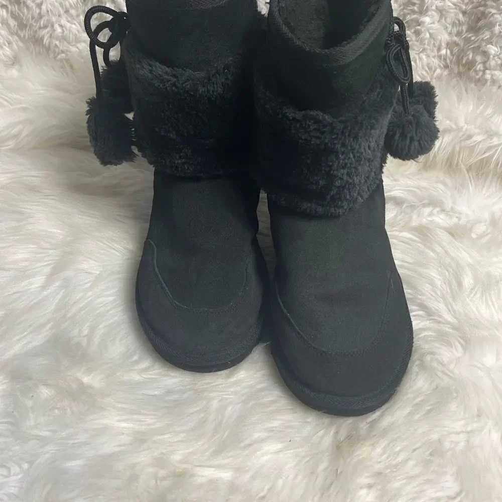 UGG leather suede furry slip on boots with pompom bow accent SZ9